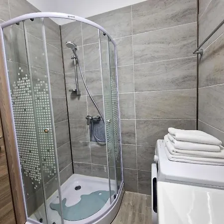 Blue Lagoon Pool & Mamaia Nord Appartement Năvodari