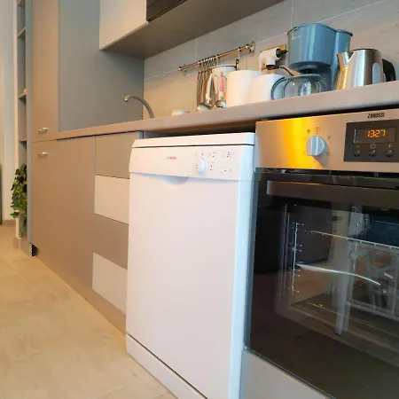 Blue Lagoon Pool & Mamaia Nord Appartement 3*